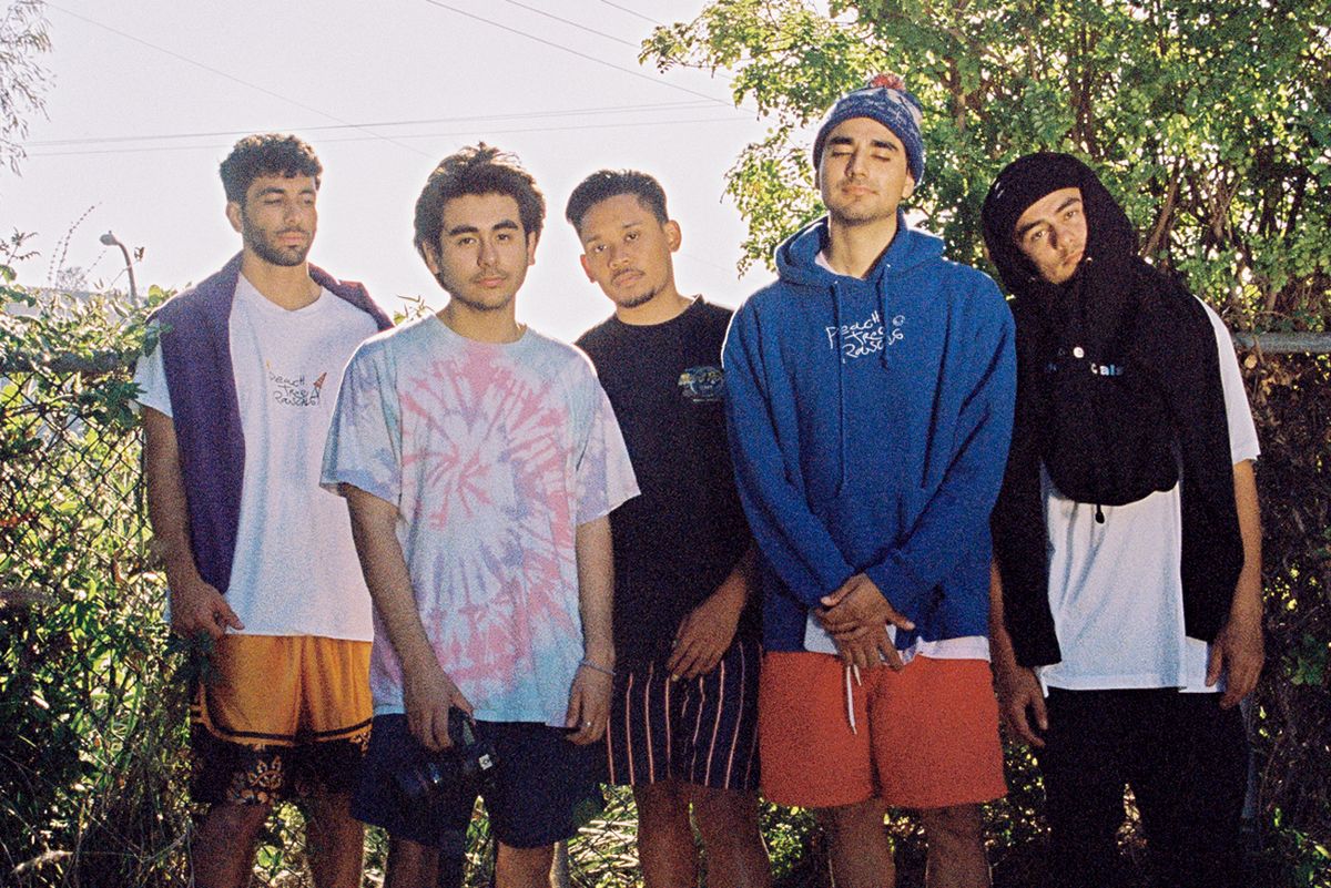 Vibe With Peach Tree Rascals on 'Fumari'
