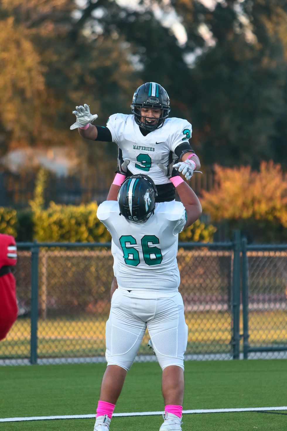 Alex Mateo Pasadena Memorial Football Vype