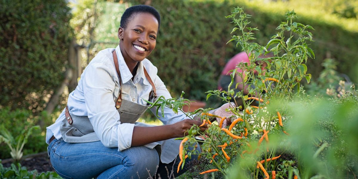 black-girl-black-women-gardening