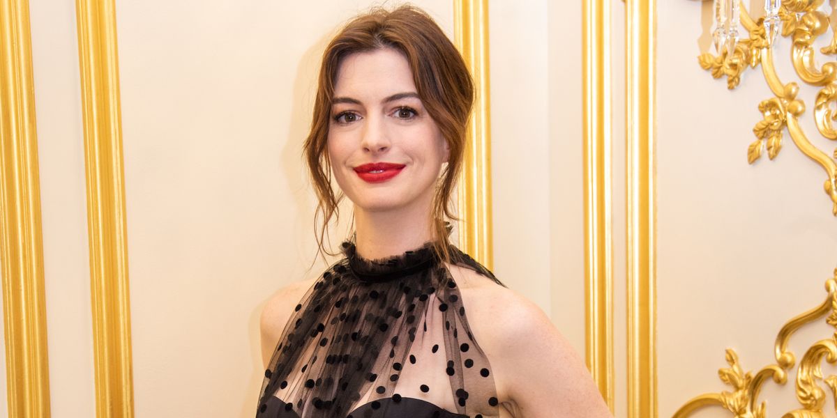 Anne Hathaway Apologizes to Disability Community After 'The Witches' Backlash