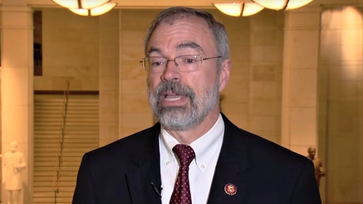 BUSTED: Republican caught trying to bring gun onto the House floor