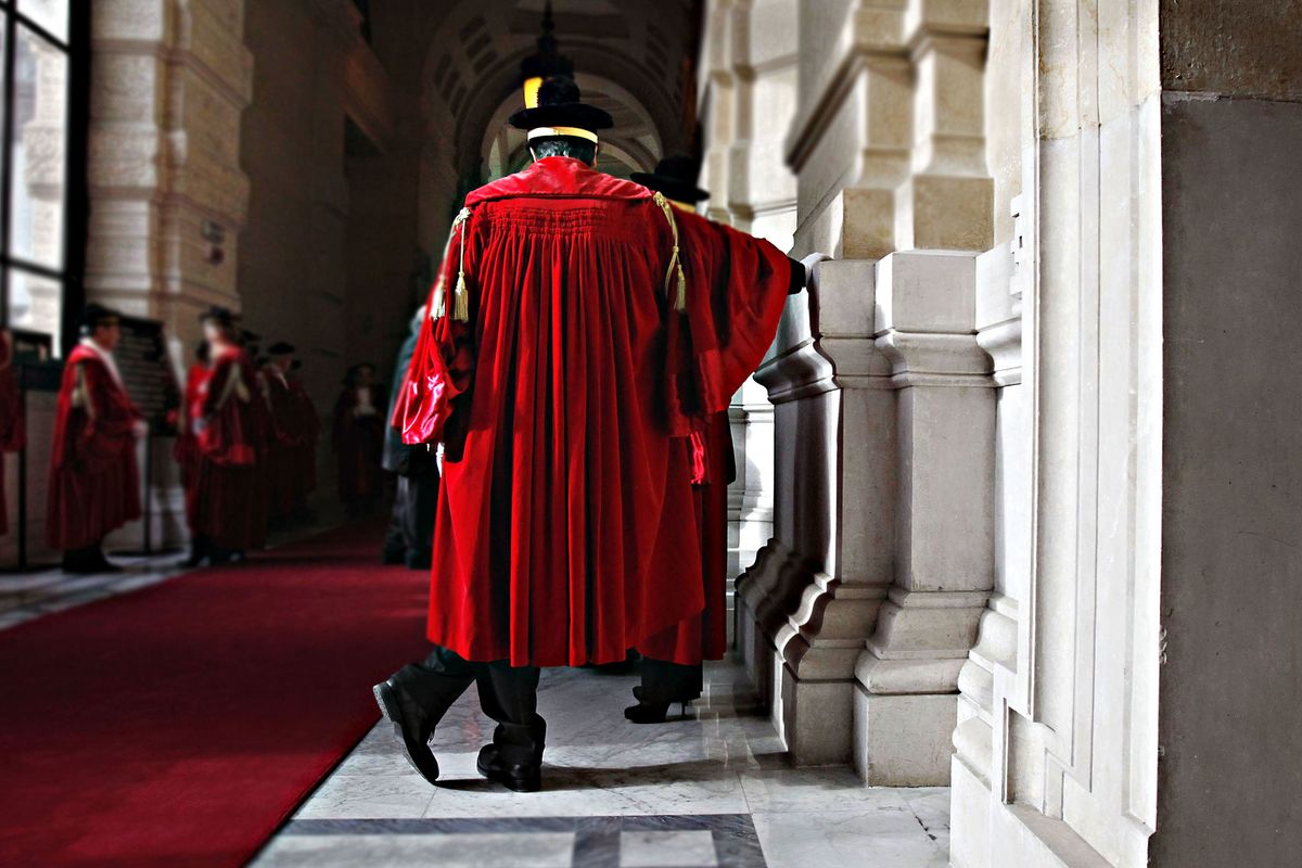 Violenti in casa, stalker in Procura. I peccati nascosti delle toghe italiane