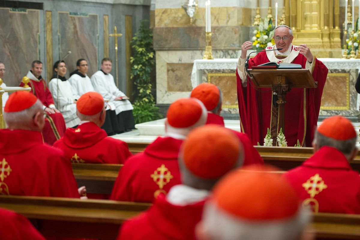 Bergoglio blinda la successione a sé stesso