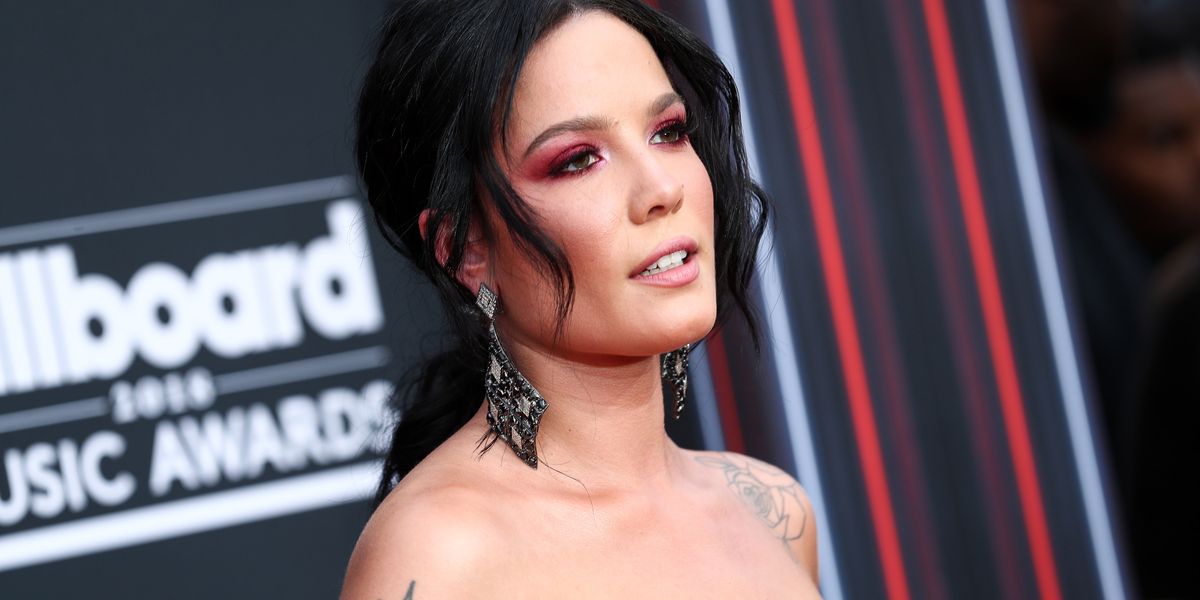Halsey Calls Out the Grammys