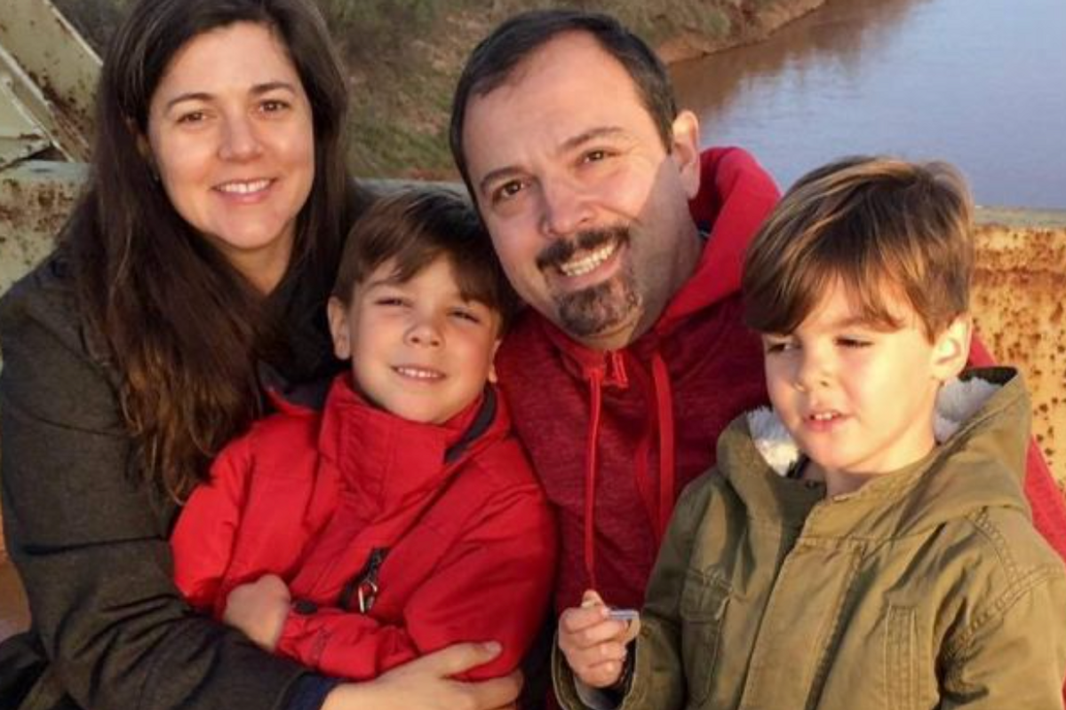 Austinites come together to support the family of those killed in North Texas car crash