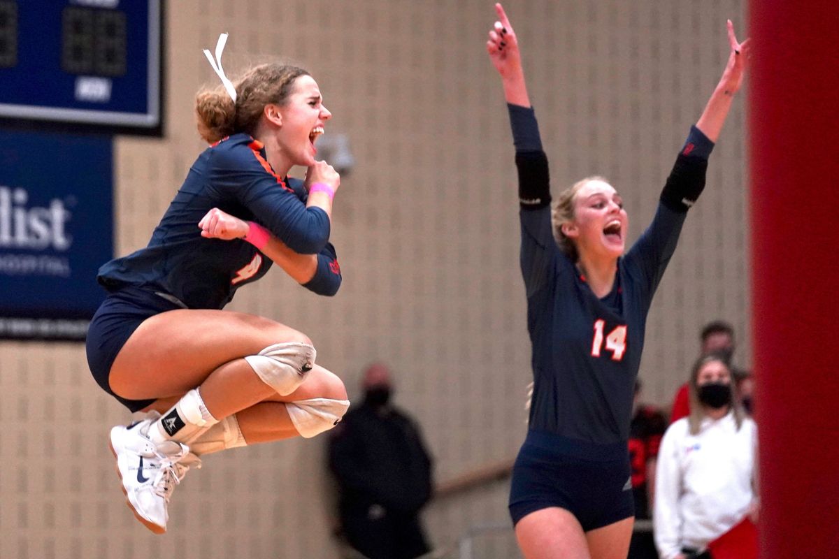 VOLLEYBALL PLAYOFFS: Seven Lakes powers past Dawson, 3-0, advance to Region III-6A Final