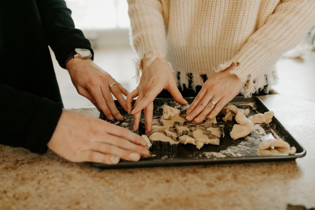 7 Christmas Ideas For Couples That You Can Still Do In The Middle Of A Global Pandemic