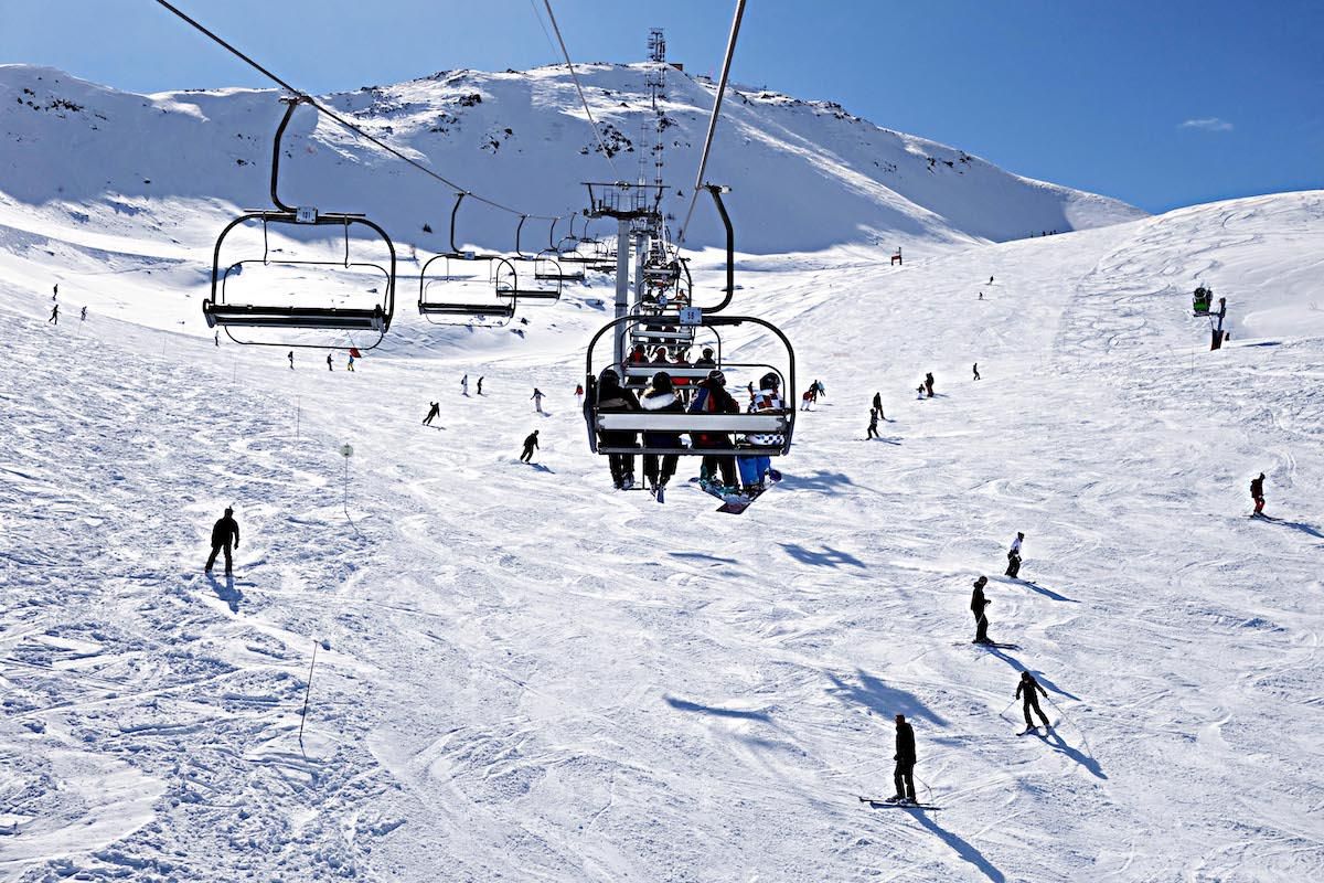 Conte dà il colpo di grazia ai paesi della montagna