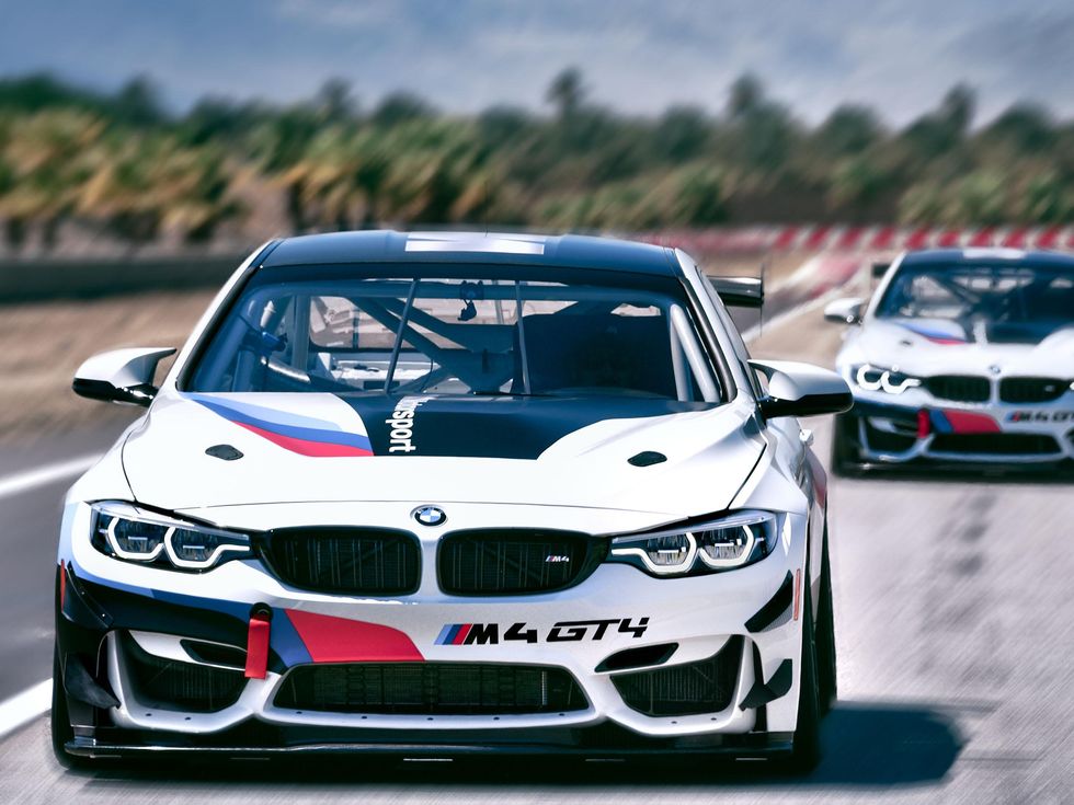 M4 GT4 Experiences and Race Licensing School