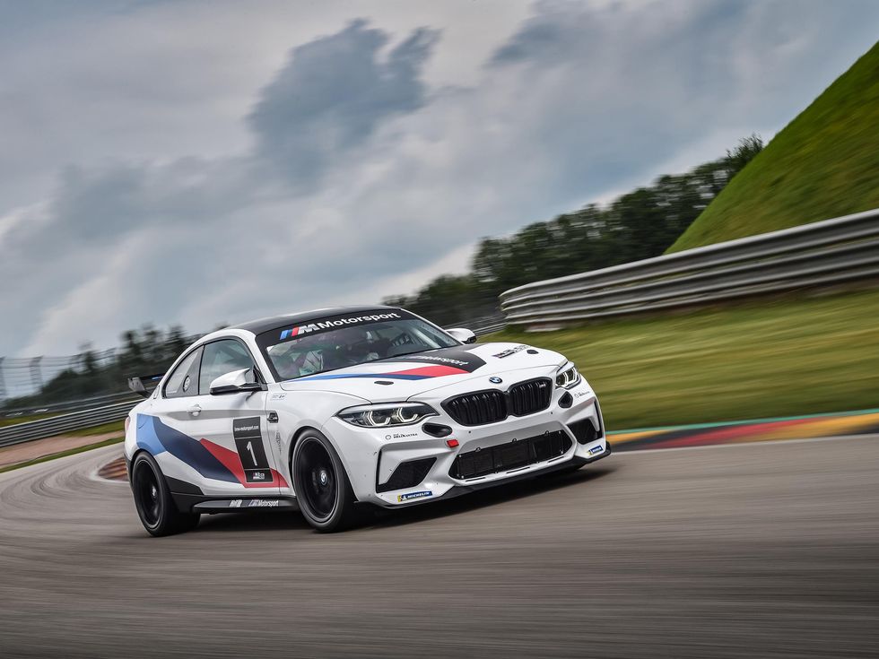 M4 GT4 Experiences and Race Licensing School