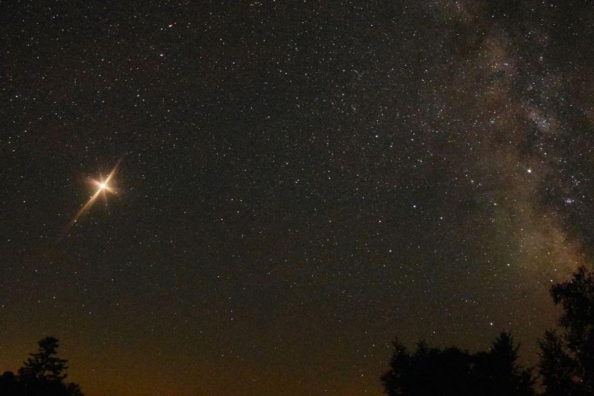 For the first time in 800 years, Saturn and Jupiter will align to make a 'Christmas star'