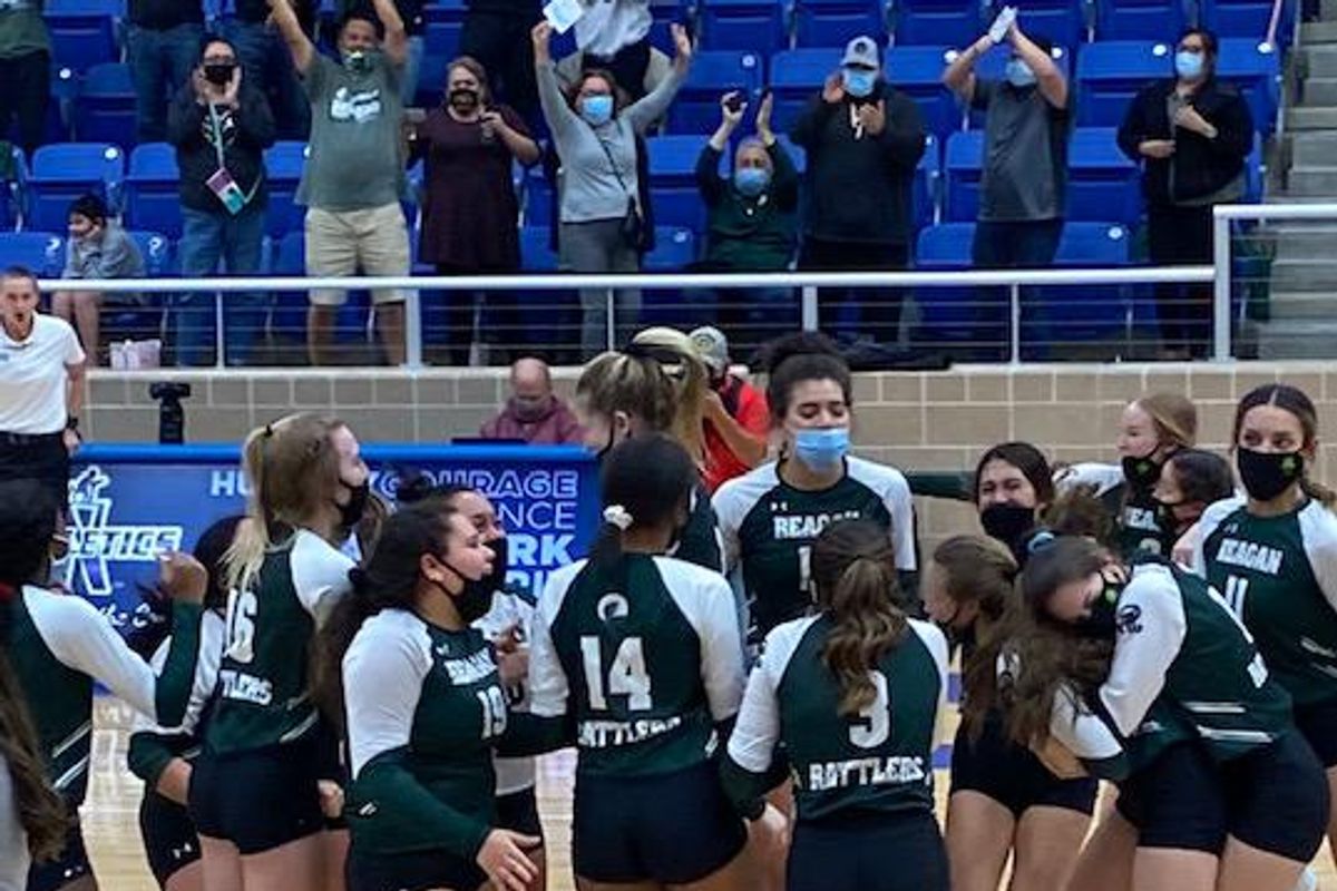 District Rematch sends the Rattlers to the 6A Semi-Finals
