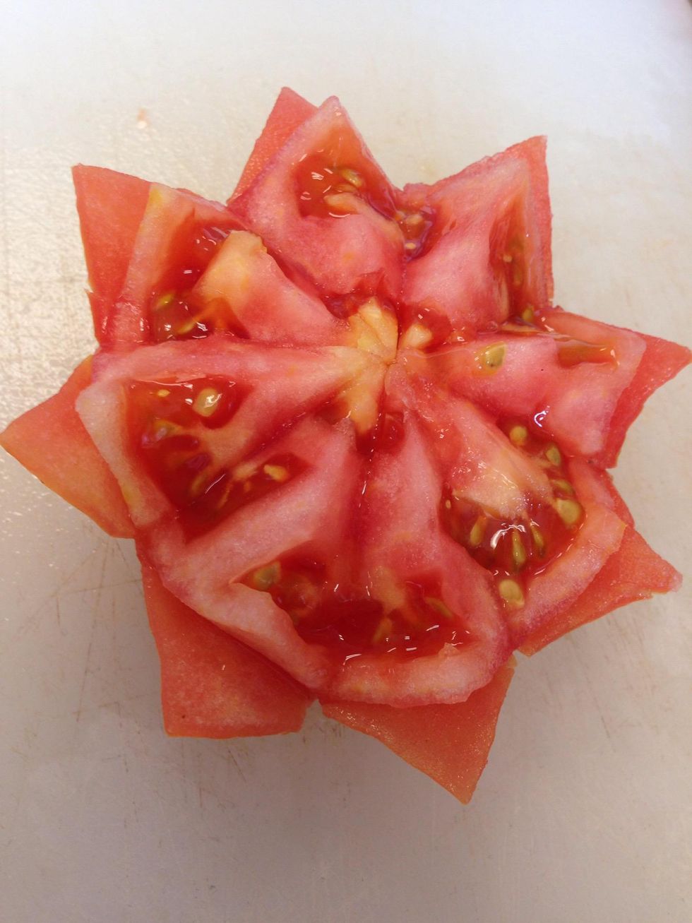 How to make a tomato flower garnish - B+C Guides