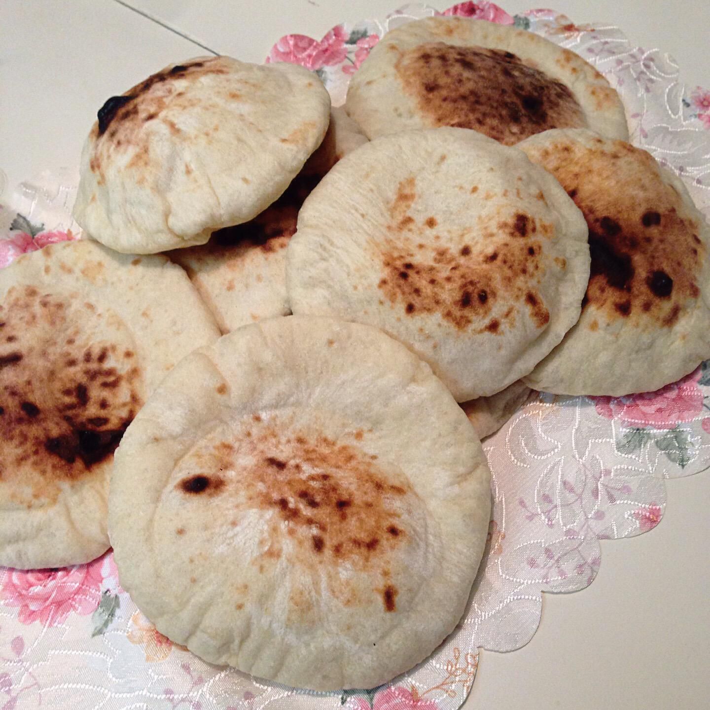 How To Make Mini Pita Bread - B+C Guides