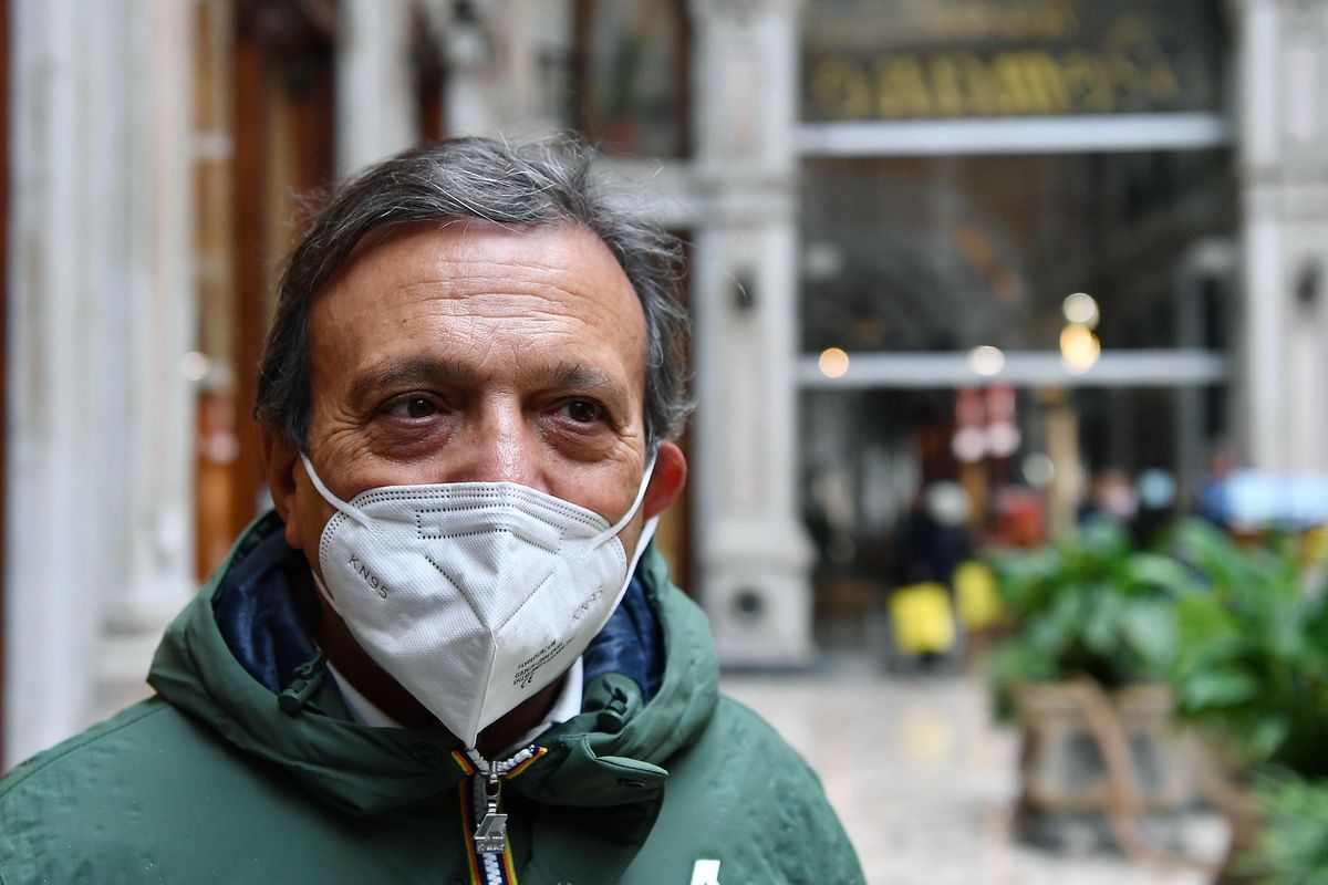 Piero Chiambretti: «Il virus è una lezione di Dio ma non abbiamo capito nulla»