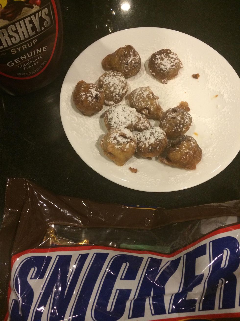 How to make deep fried snickers. B+C Guides
