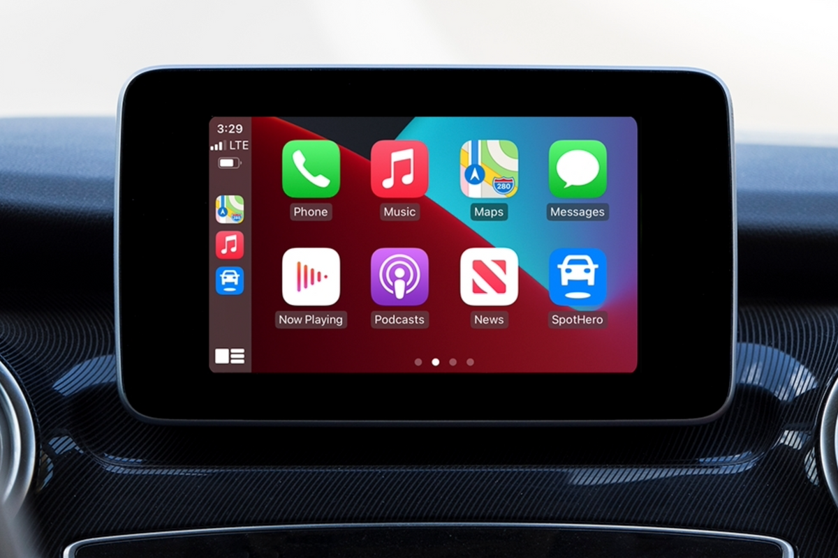 Apple CarPlay