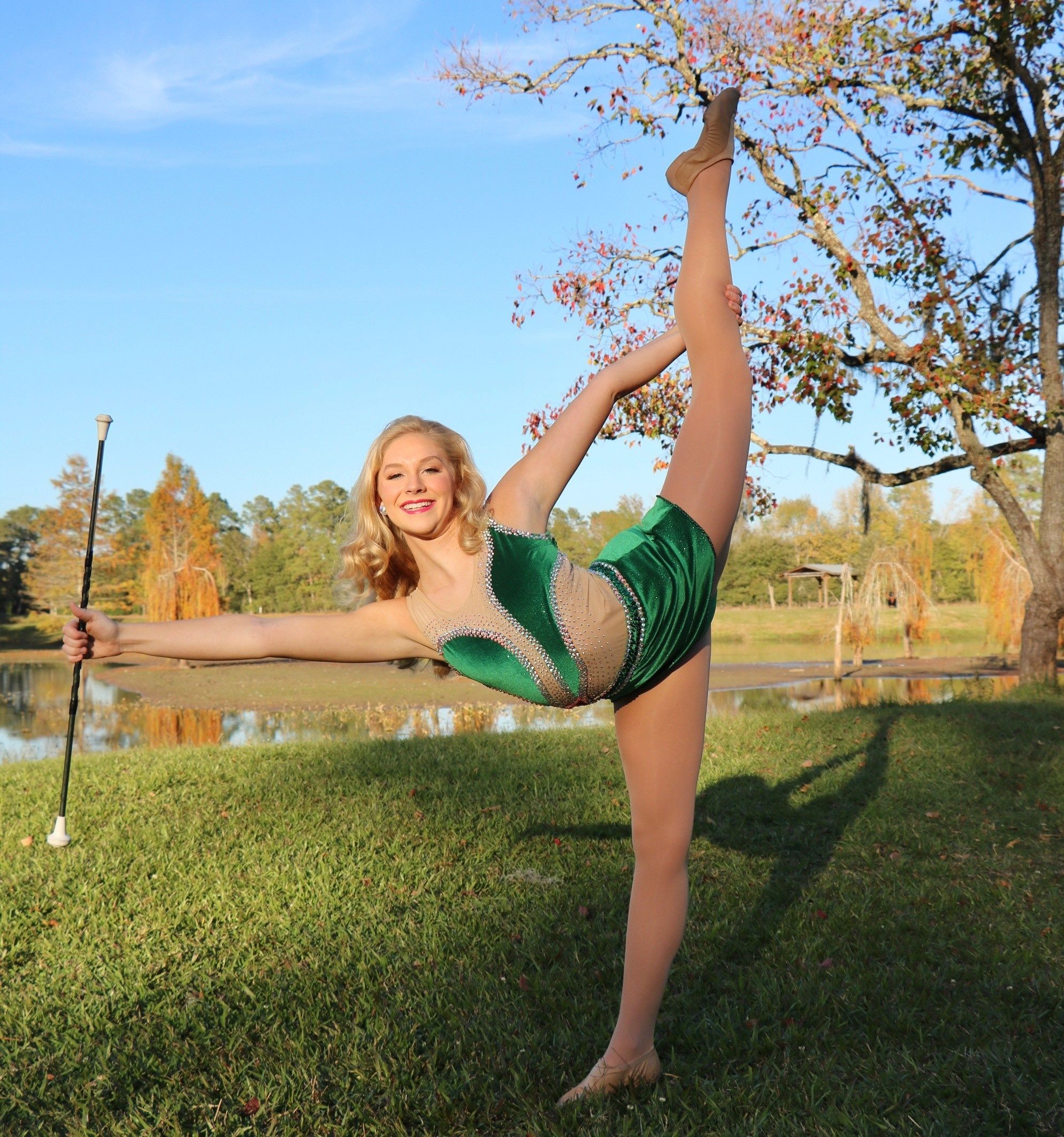 VYPE U: Woodland's Feature Twirler