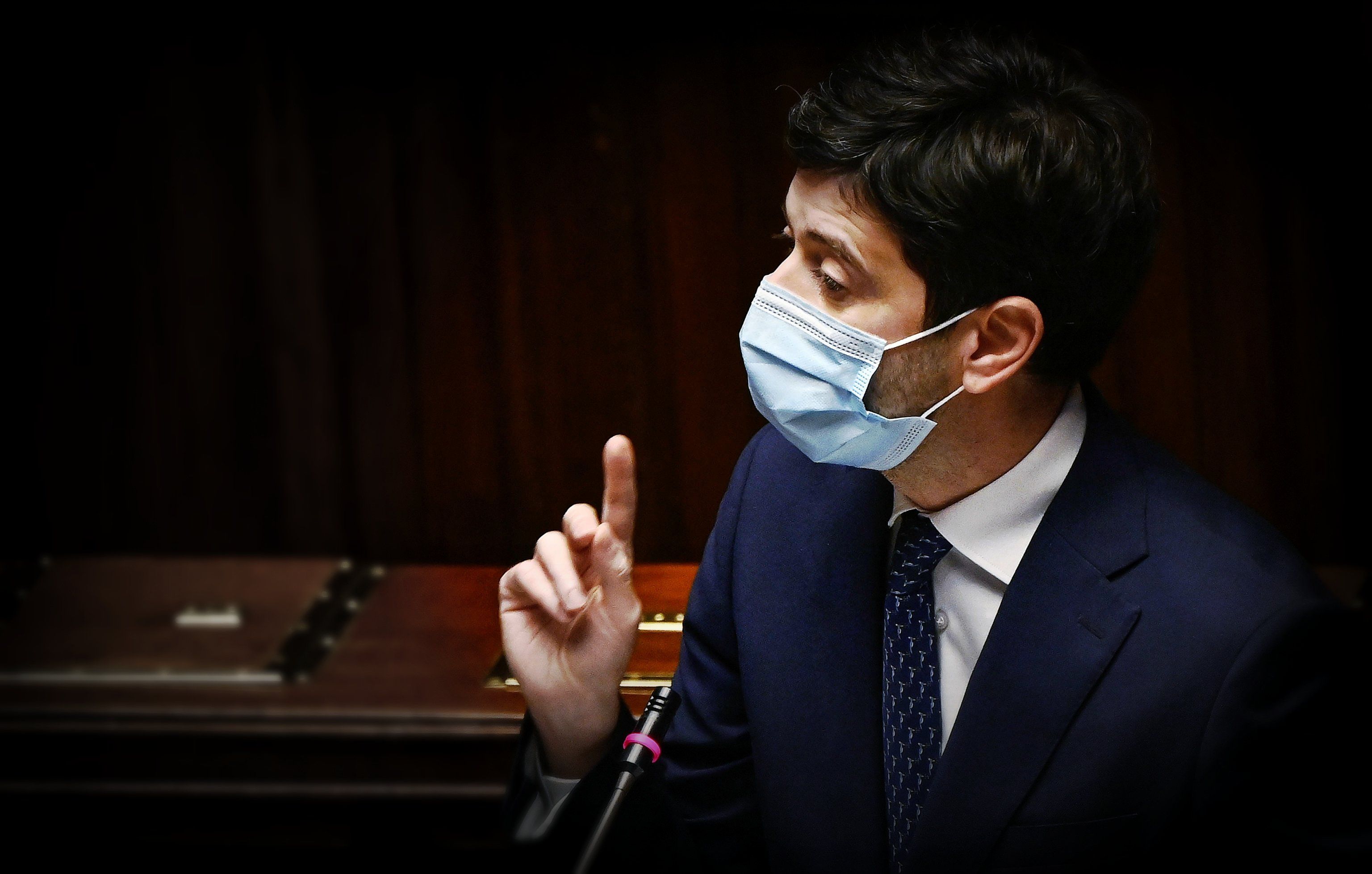 Speranza racconta un’altra balla sui vaccini