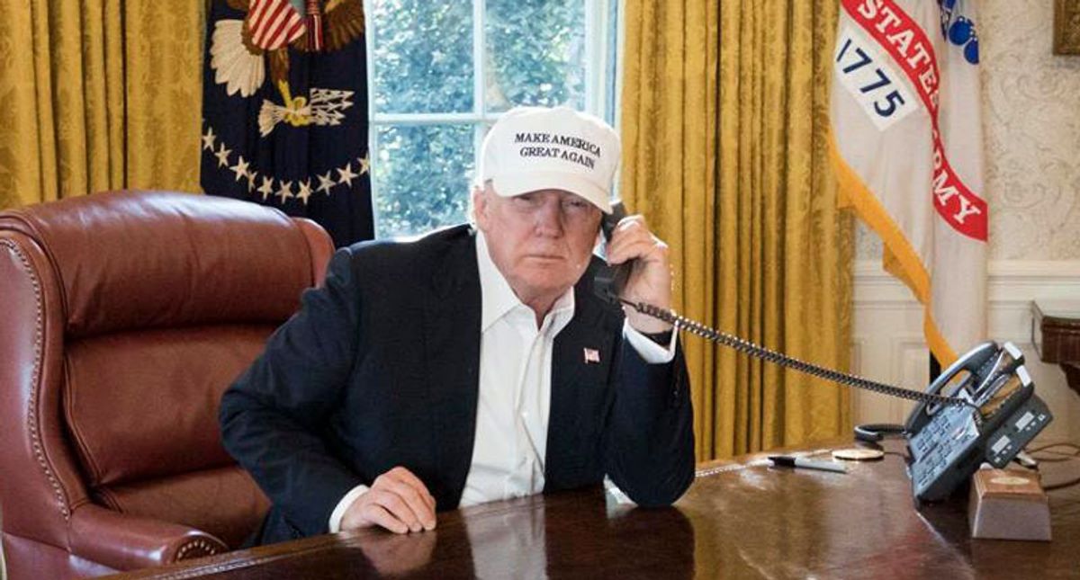 Trump keeps calling Steve Bannon for advice on overturning the election: report