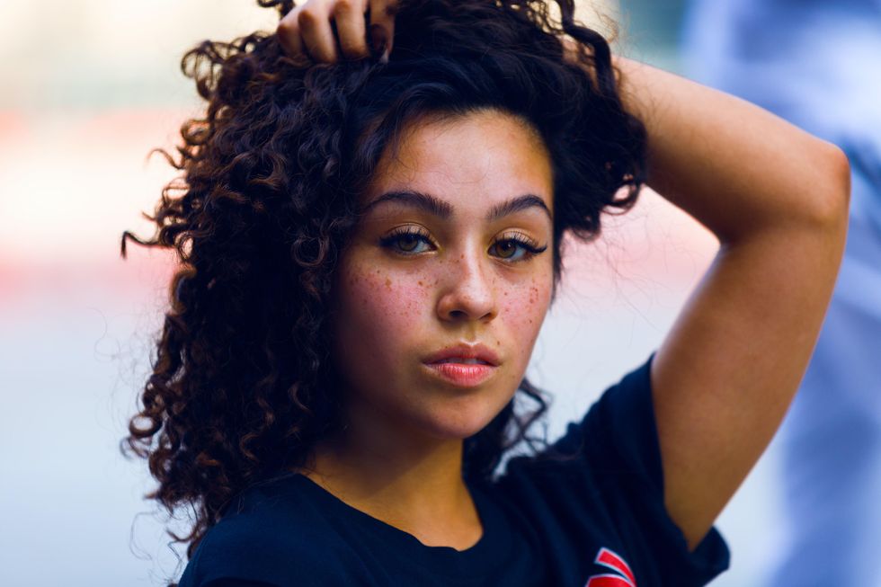 Six Safe Tricks To Use on Acne-Prone Skin To Feel And Look Your Best