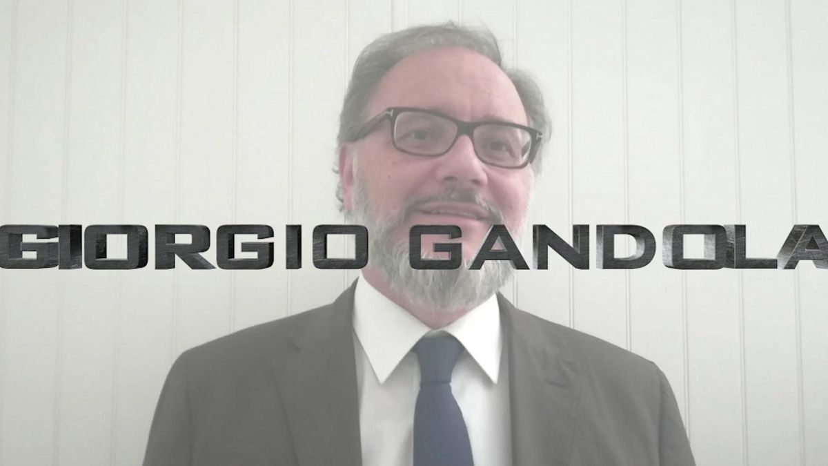 Arcuri, il più incredibile galleggiatore sulla palude della pandemia