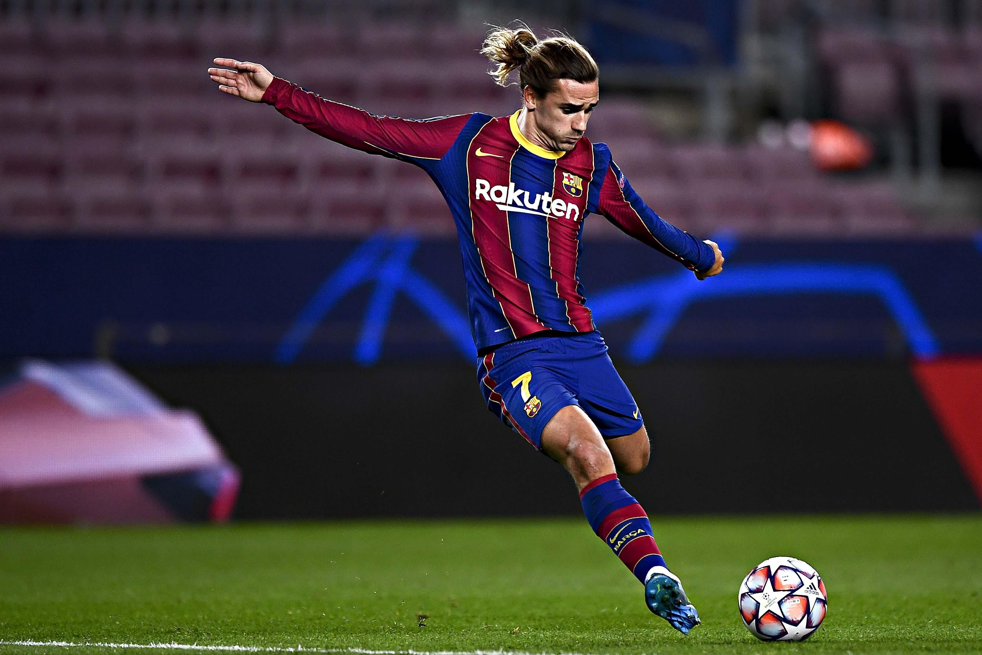 Griezmann divorzia da Huawei: «Spia gli uiguri»