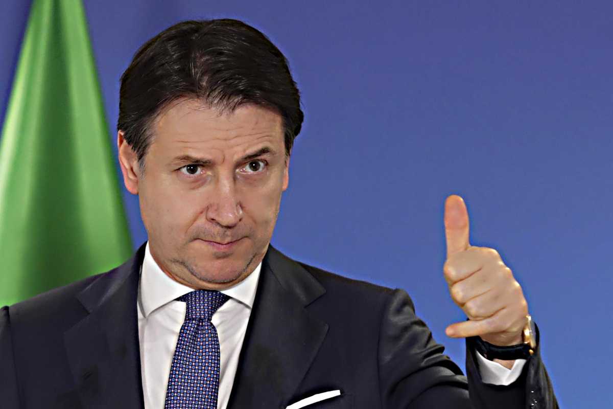 Si esulta per il Recovery mentre il Paese va a fondo