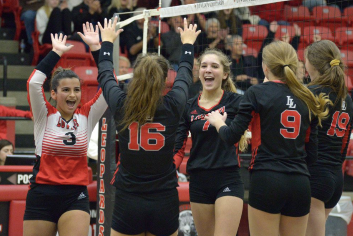Lovejoy goes for title #8 against Fulshear in the 5A UIL State volleyball finals