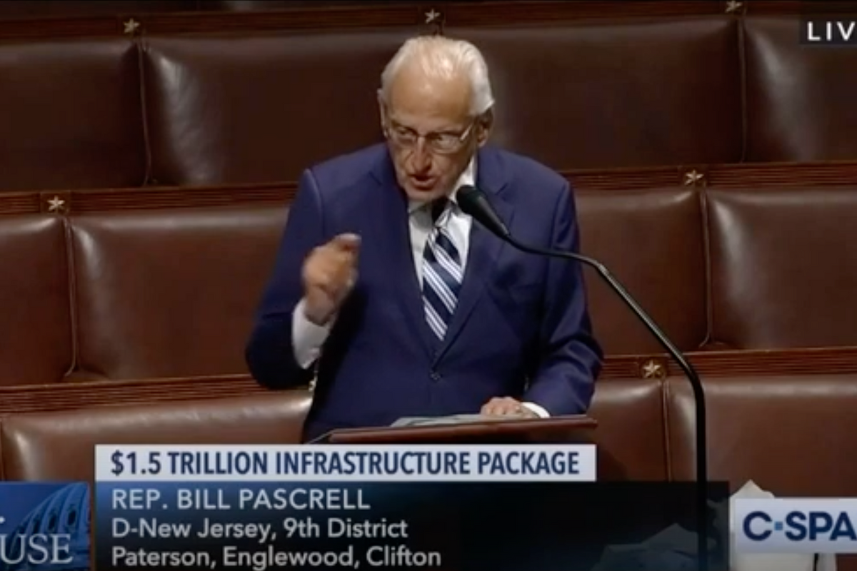 Democrats Need To Start Treating Republicans Like Gangsters They Are