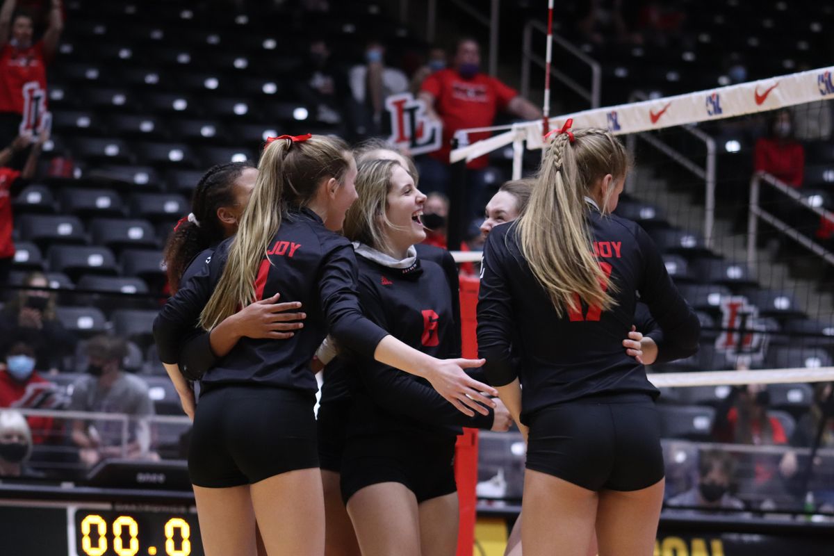 Perfection! Lovejoy wins 8th UIL State Volleyball title in 14 years with sweep of Fulshear