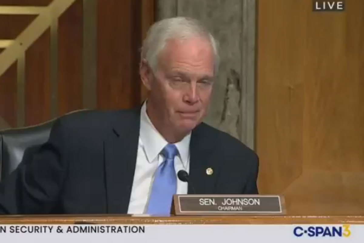 Senate's Dumbest Republican Can't Stop F*ckin' That Election Fraud Cannibal Sandwich