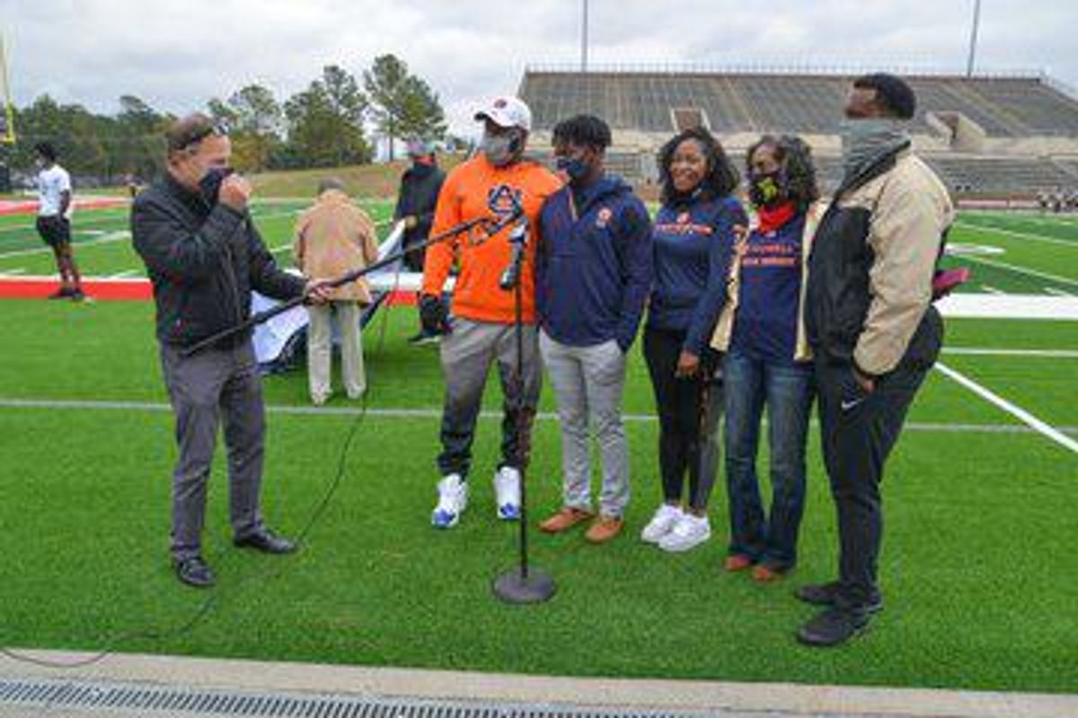 NATIONAL SIGNING DAY: Family ties to Alabama keep Davis solid with Auburn