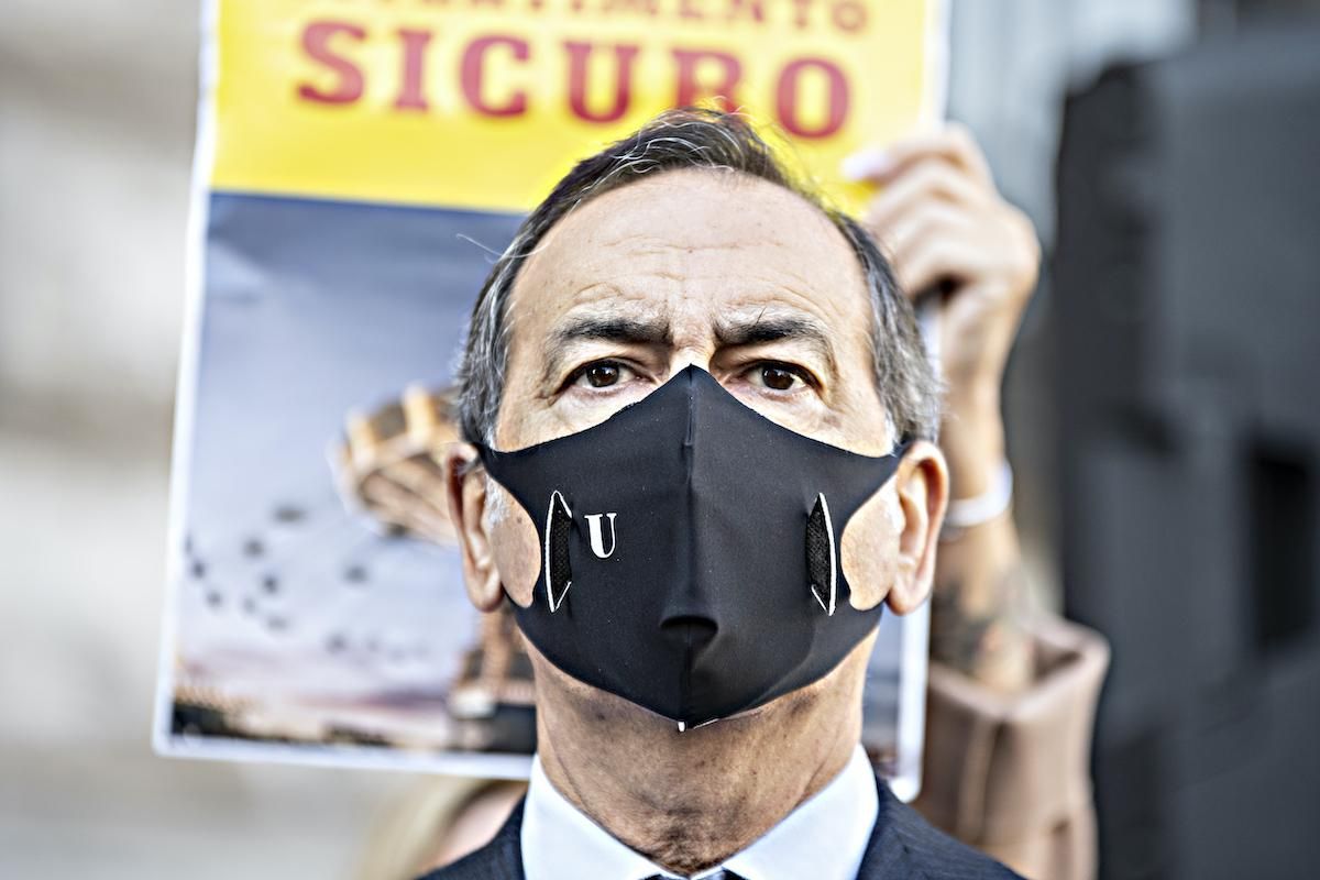 Sala straparla di «rivoluzione» per cancellare cinque anni di nulla