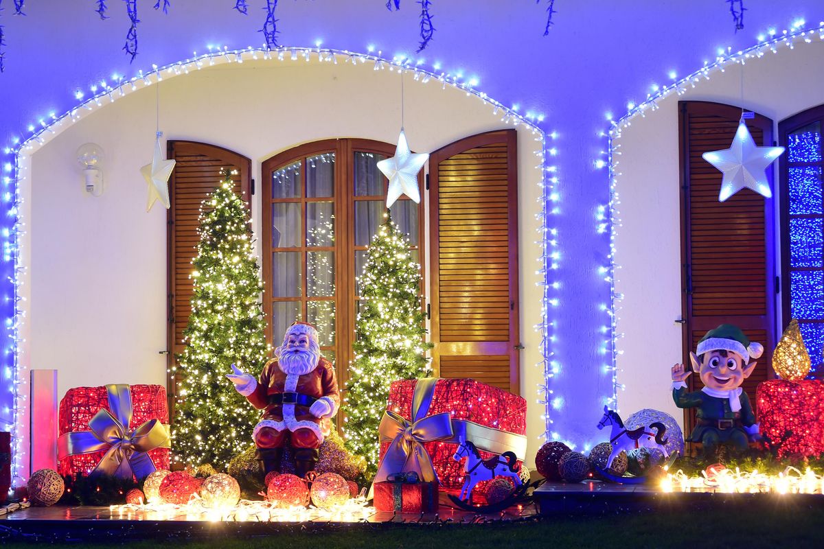 L’ultimo decreto di Giuseppi: abolito il Natale