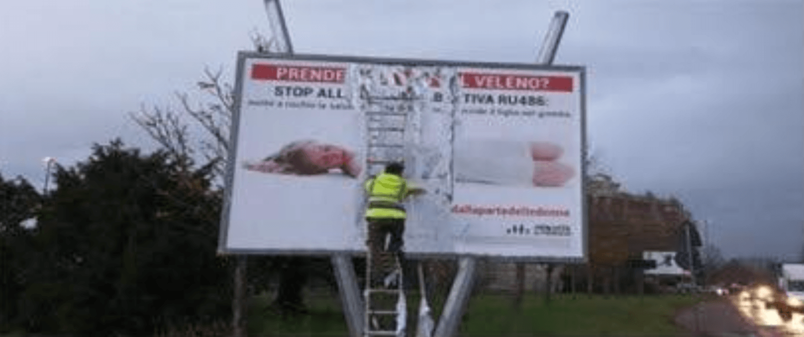 «Siamo alla censura dei cartelloni. Roma Capitale emana nuovo regolamento: indovinate chi verrà penalizzato?»