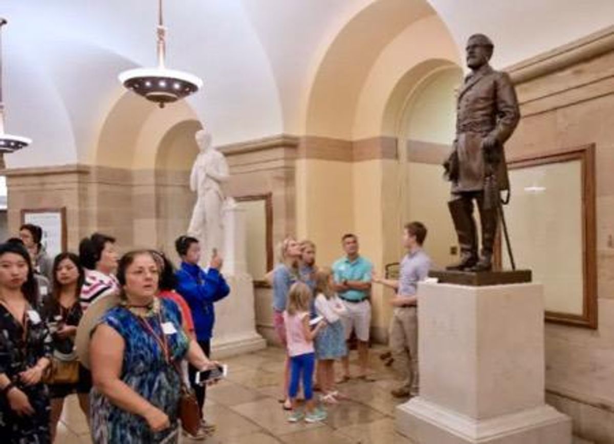 Statue of Confederate general Lee removed from US Capitol