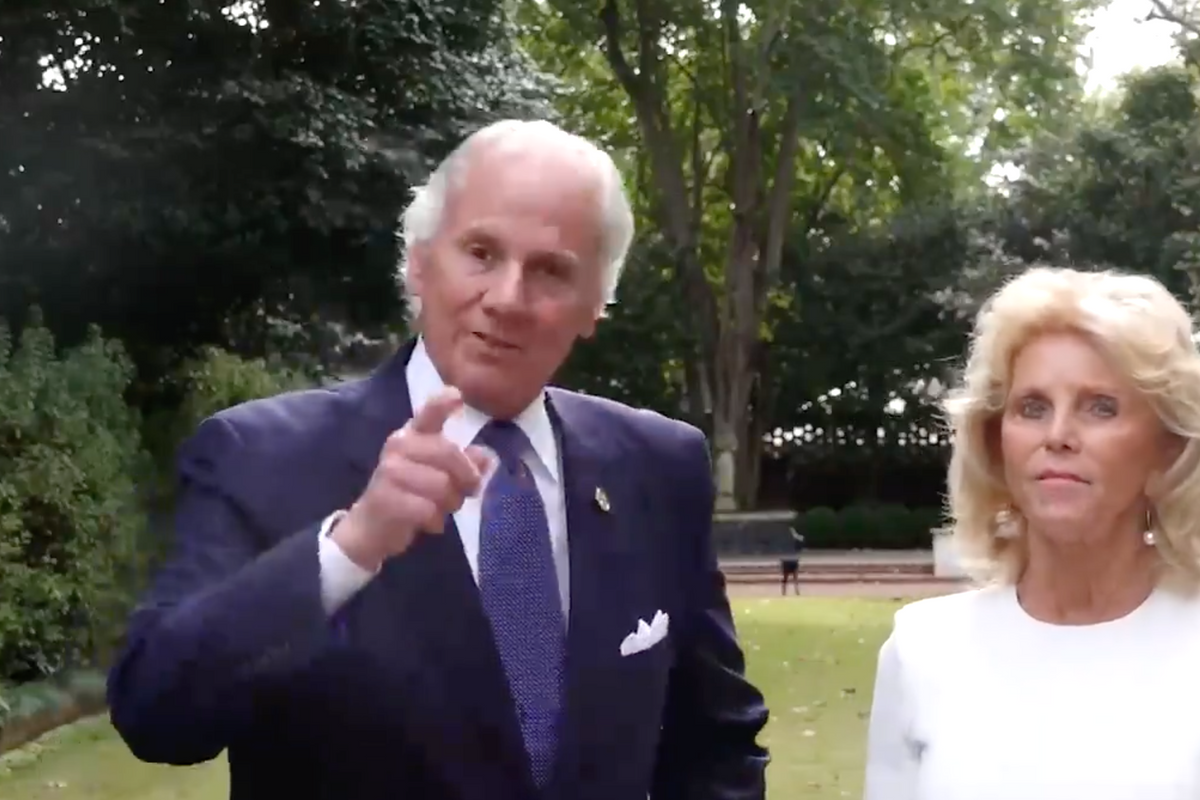 South Carolina Governor, First Lady Attend White House Holiday Party, Catch COVID-19 .... Somehow.