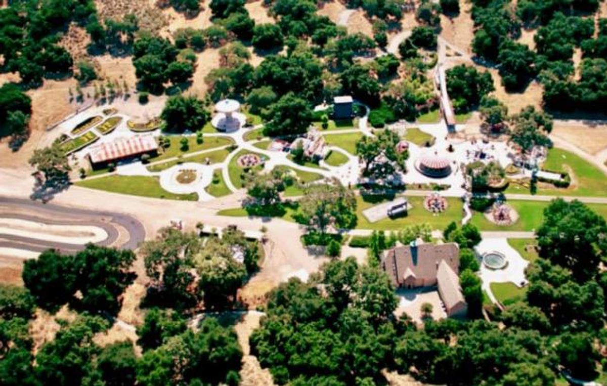 MIchael Jackson's Neverland ranch sold to US billionaire at discount