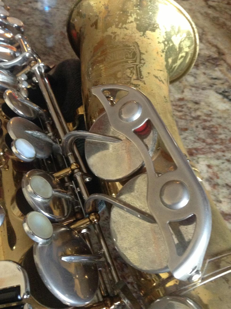 How to use vibrato on a saxophone B+C Guides