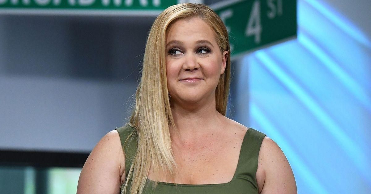 Amy Schumer Frantic To Preserve A Hilariously NSFW Carrot Her Husband Found While Cooking