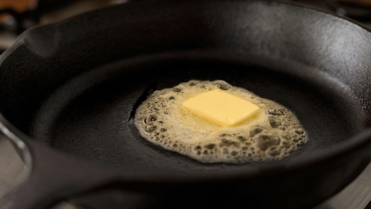 South Carolina man searching for mother's cast iron skillet that was mistakenly donated