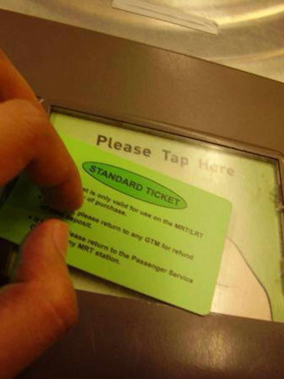 How to use card for singapore public transport B+C Guides