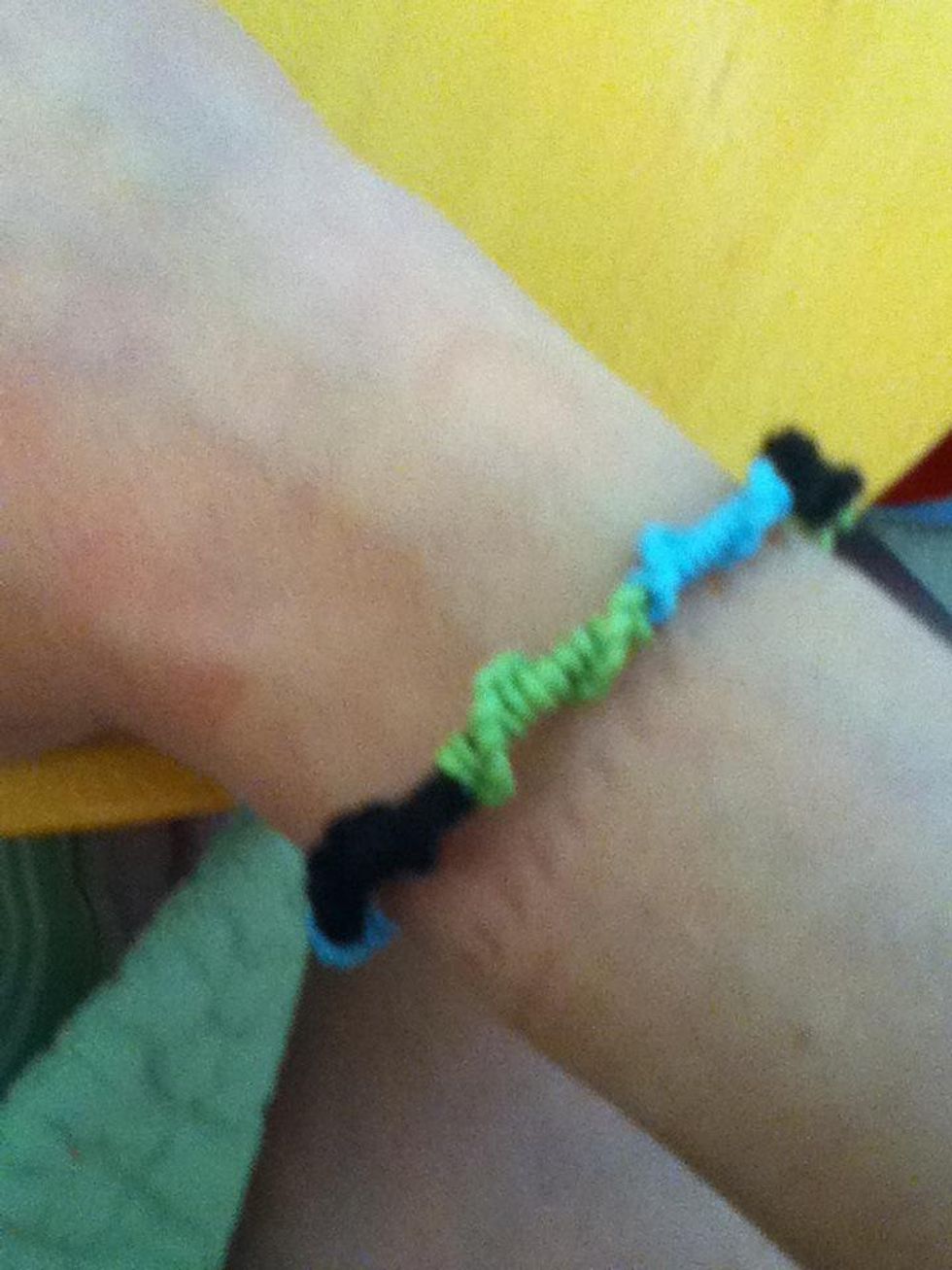 How to make a twisted friendship bracelet - B+C Guides Why Is My Friendship Bracelet Curling