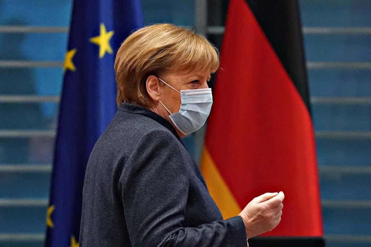 Berlino frega l’Ue e compra ai tedeschi 30 milioni di dosi alla faccia del patto