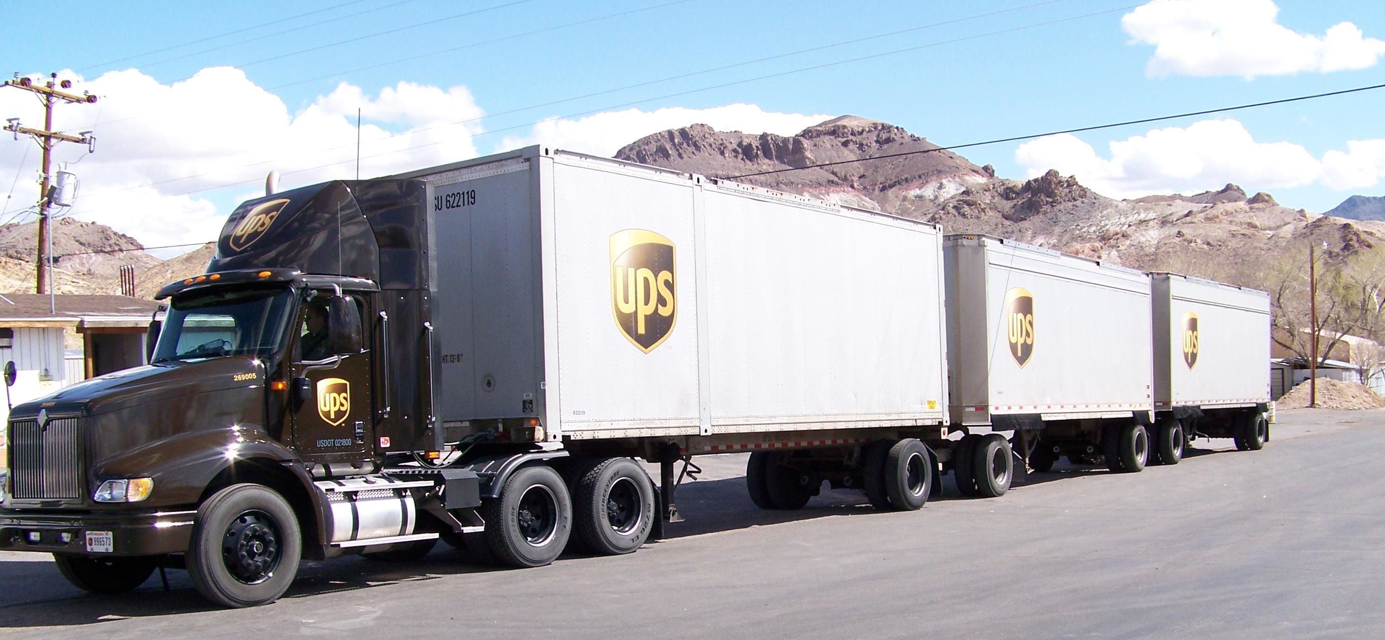 This Is The Reason UPS Trucks NEVER Turn Left (and You Shouldn't Either ...