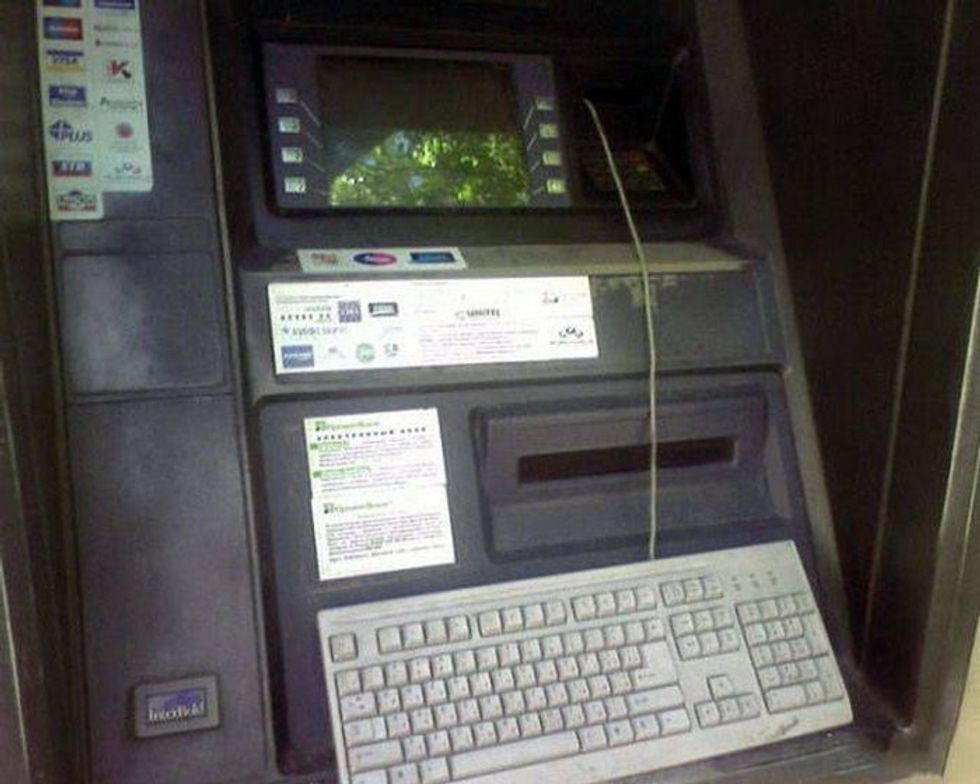 40 Photos That Show the Strange and Hilarious Way ATMs Are Used Around ...