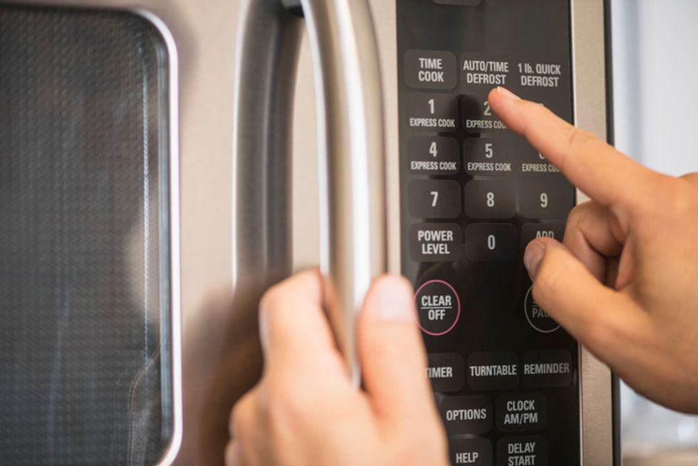 'Reverse Microwave' Can Chill Beer in Just One Minute 22 Words