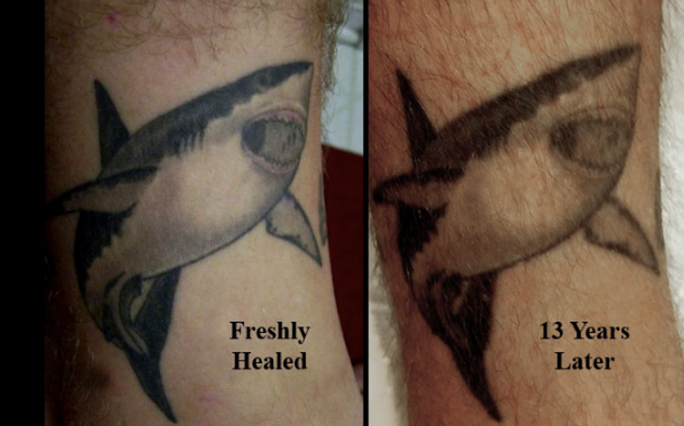 19 Remarkable Photos That Show How Tattoos Age And Degrade Over Time 19-remarkable-photos-that-show-how-tattoos-age-and-degrade-over-time