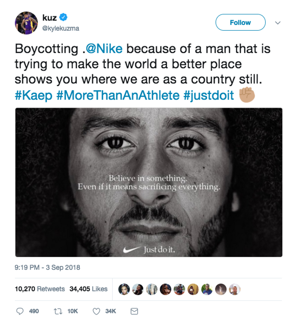 29 Tweets About Colin Kaepernicks Explosive Nike Ad You Need To Read Today 22 Words